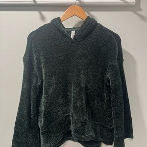 Gilligan & O'Malley Dark Green Textured Top